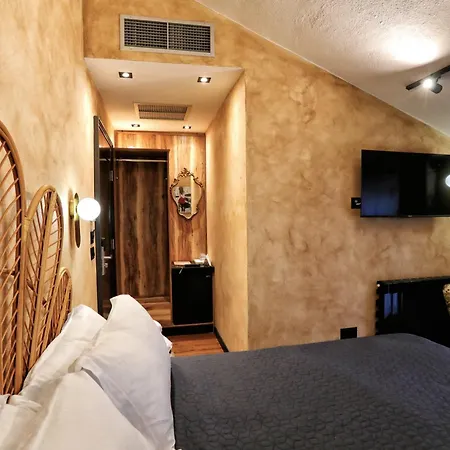 Labiatan Hotel 3*