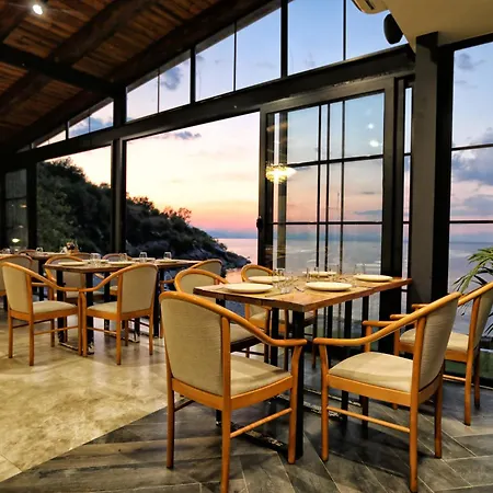 Hotel Labiatan 3*