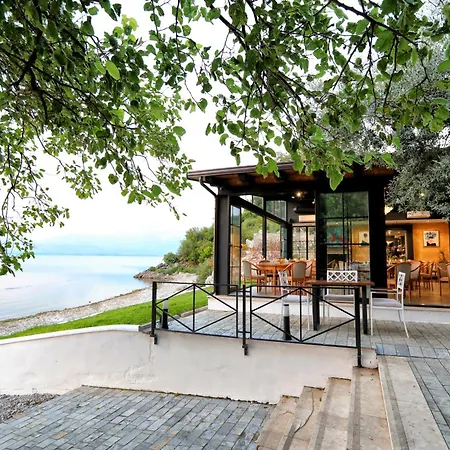 Labiatan Hotel Zogaj (Shkoder)