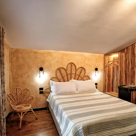Hotel Labiatan 3*