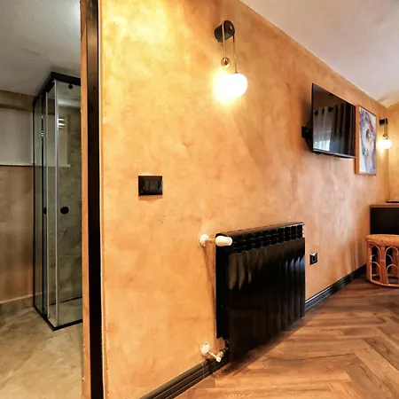 Labiatan Hotel