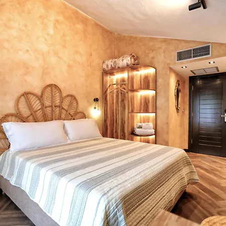 Hotel Labiatan 3*